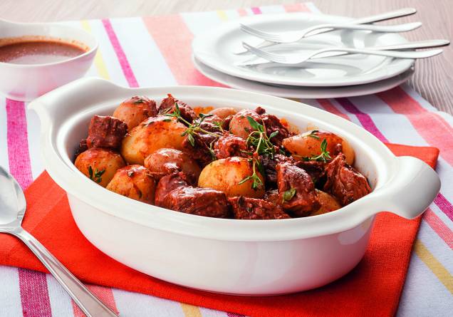 Carne na pressão com cerveja Carne na pressão com cerveja