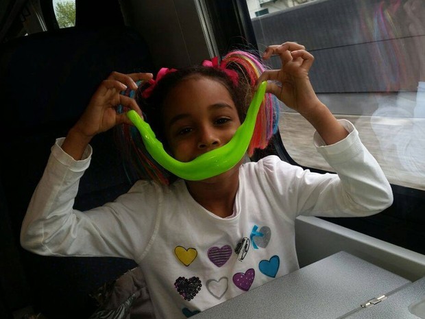 Morre menina de seis anos, filha de brasileira, no atentado em Nice; mãe continua desaparecida