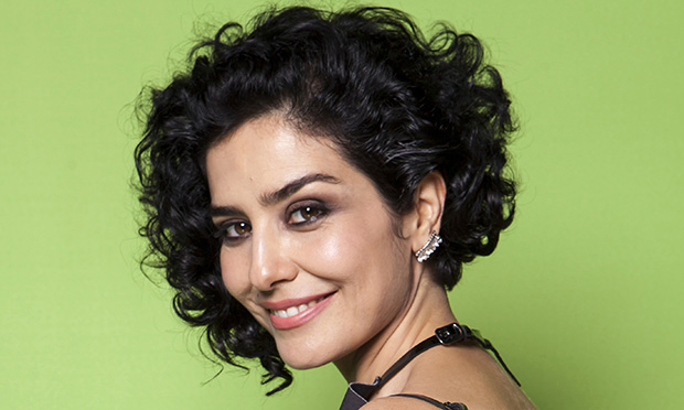 Papa Francisco recebe Letícia Sabatella para discutir a crise brasileira