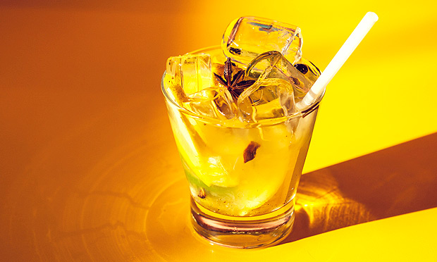 Caipirinha três limões Caipirinha três limões