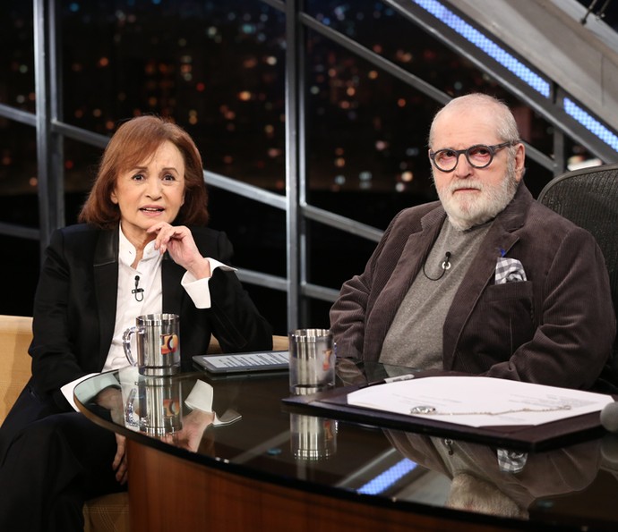 Após procurar emprego pelo Facebook, Joana Fomm quer ajudar pessoas na mesma situação