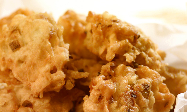 Bolinho de batata ralada e bacon Bolinho de batata ralada e bacon