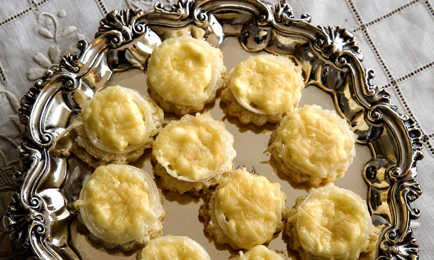 Canapé de cebola Canapé de cebola