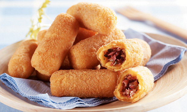 Croquete de abóbora com carne-seca Croquete de abóbora com carne-seca