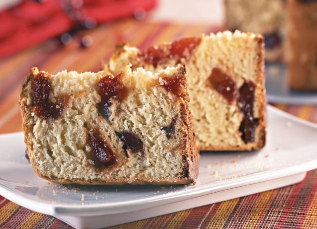 Panetone com goiabada Panetone com goiabada