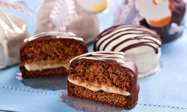 Pão de mel com recheio de brigadeiro branco