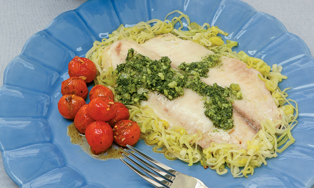 Peixe com alho-poró Peixe com alho-poró