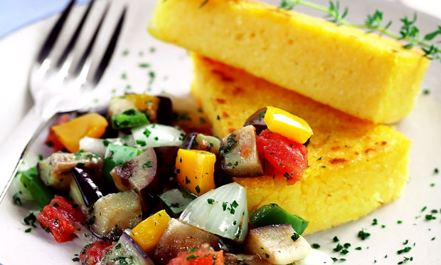 Polenta com ratatouille