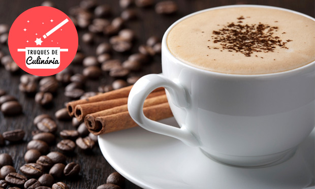 Café com espuma de leite Café com espuma de leite