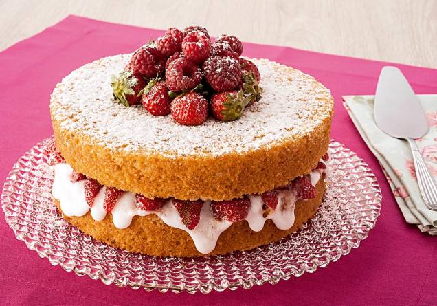 Naked cake com frutas Naked cake com frutas