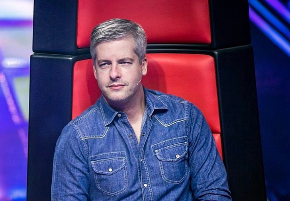 Cantor Victor Chaves é indiciado pela Polícia Civil de MG