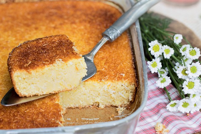 Receita de bolo simples de milho verde de liquidificador