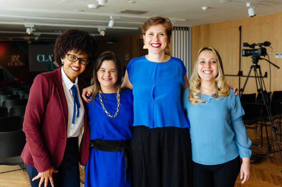 Gina Ponte, Fernanda Honorato, a apresentadora Giu Bergamo e Karine Vieira