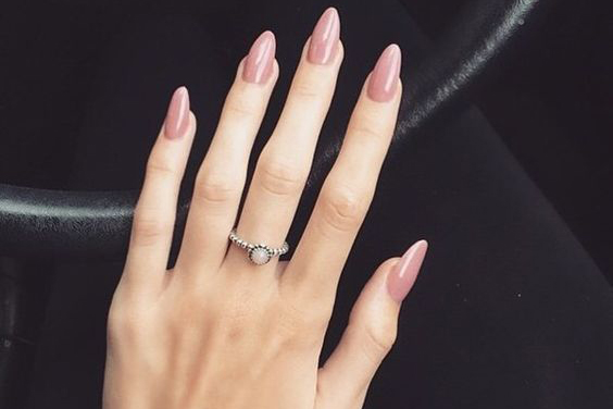 esmalte-rosa-blush