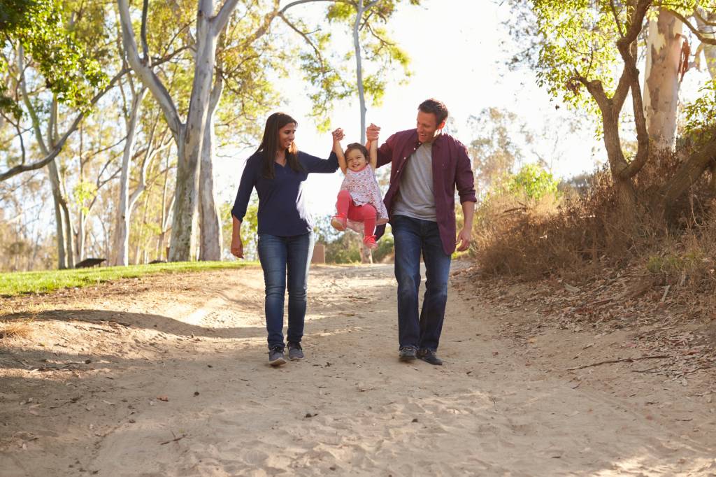 família passeando