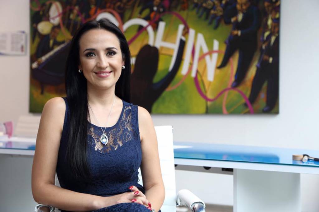 Colombiana destaca-se por oferecer apoio aos que sofrem com a dor