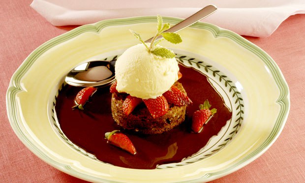 receita-brownie-morango-sorvete-creme