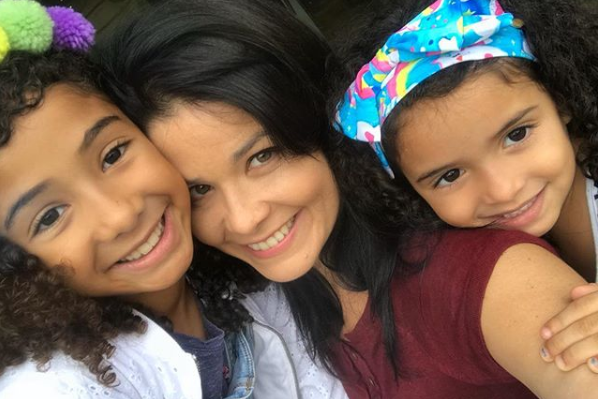 Samara Felippo critica brinquedos infantis