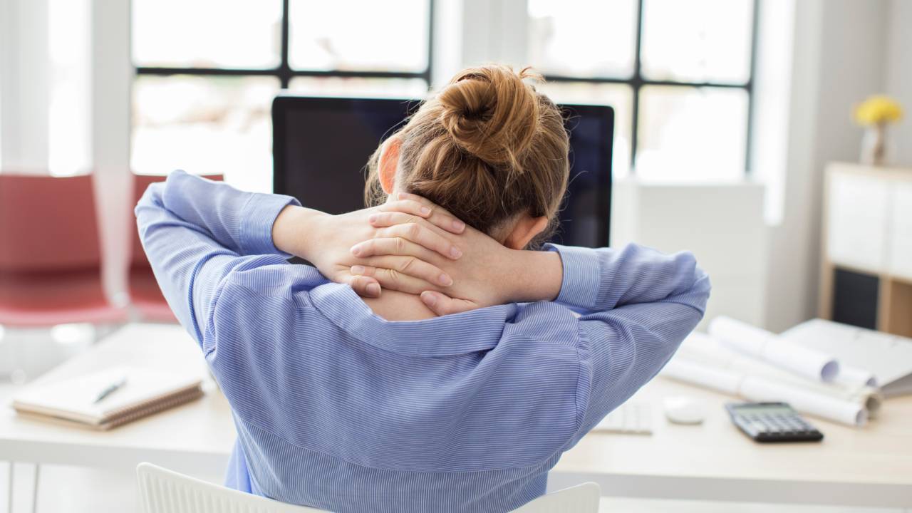 Desânimo, exaustão, irritabilidade, esquecimento, ansiedade e depressão são consequências do excesso de atividades para a saúde mental.