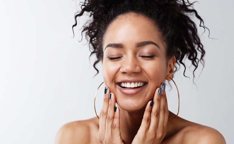 Entenda como funciona o peeling para pele negra