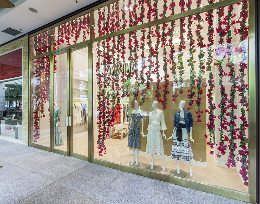 Grife com peças de mil reais é acusada de trabalho escravo