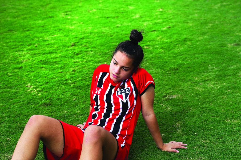 FUTEBOL FEMININO FUTEBOL FEMININO
