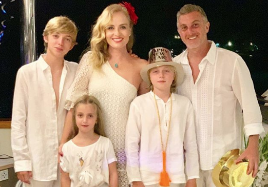Angélica, Luciano Huck e seus filhos