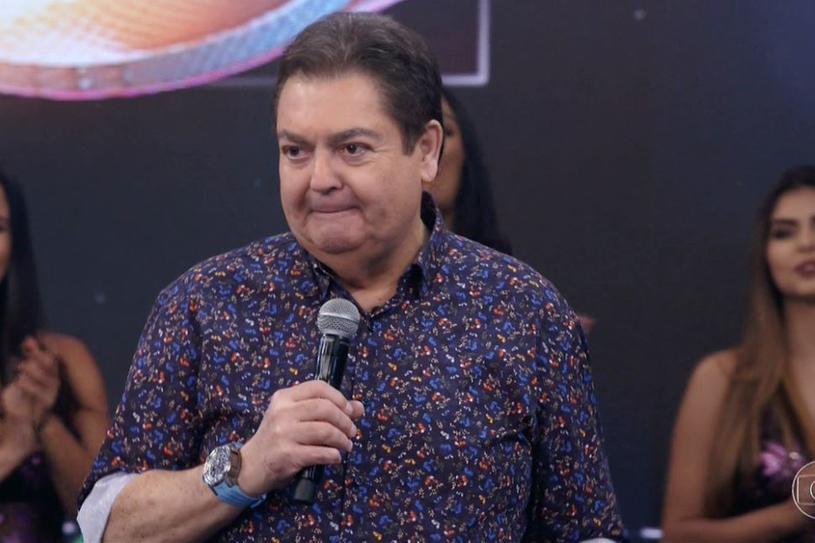 Faustão xinga funcionário de “imbecil” ao vivo