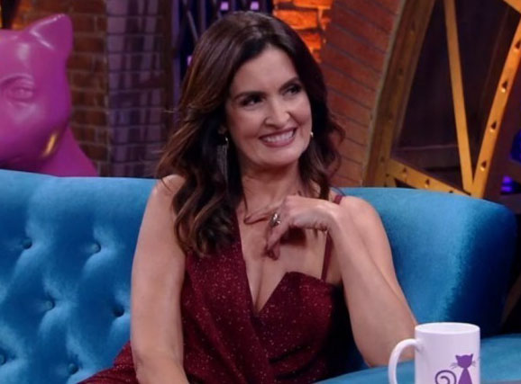 Fátima Bernardes revela peça queridinha, que já repetiu em seu programa