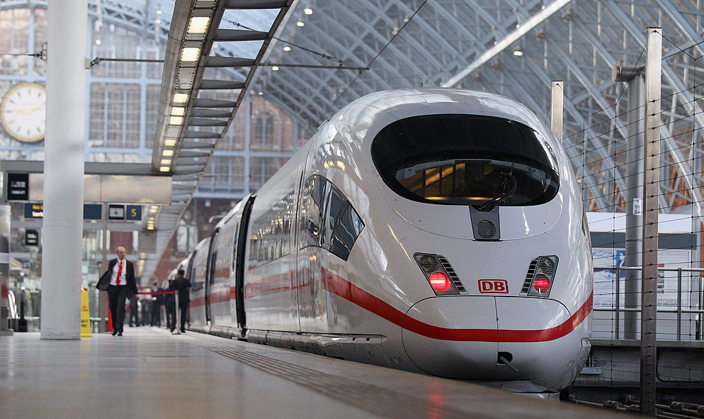 Trem na estação de Frankfurt