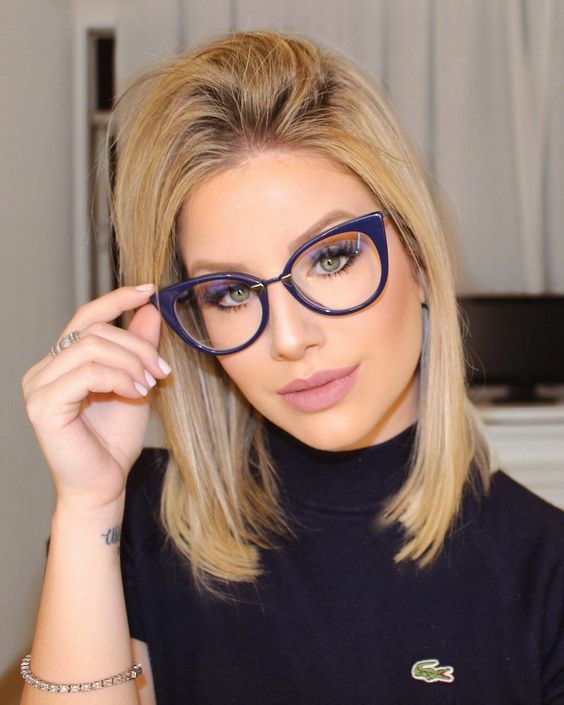 Maquiagem com óculos