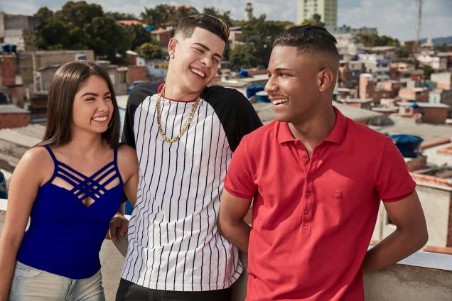 <strong>Sintonia (estreia em 09/08): </strong><span style="font-weight:400;">O funk, a religião e o crime influenciam a vida de três jovens da periferia de São Paulo, que estão lutando para realizar seus sonhos. Série idealizada por KondZilla.</span> <strong>Sintonia (estreia em 09/08): </strong><span style="font-weight:400;">O funk, a religião e o crime influenciam a vida de três jovens da periferia de São Paulo, que estão lutando para realizar seus sonhos. Série idealizada por KondZilla.</span>