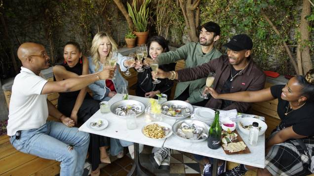 <strong>Styling Hollywood (estreia em 30/08): </strong><span style="font-weight:400;">Eles são o estilista e o designer de interiores queridinhos das celebridades! Mas manter o sucesso e a clientela satisfeita não é uma tarefa fácil.</span> <strong>Styling Hollywood (estreia em 30/08): </strong><span style="font-weight:400;">Eles são o estilista e o designer de interiores queridinhos das celebridades! Mas manter o sucesso e a clientela satisfeita não é uma tarefa fácil.</span>