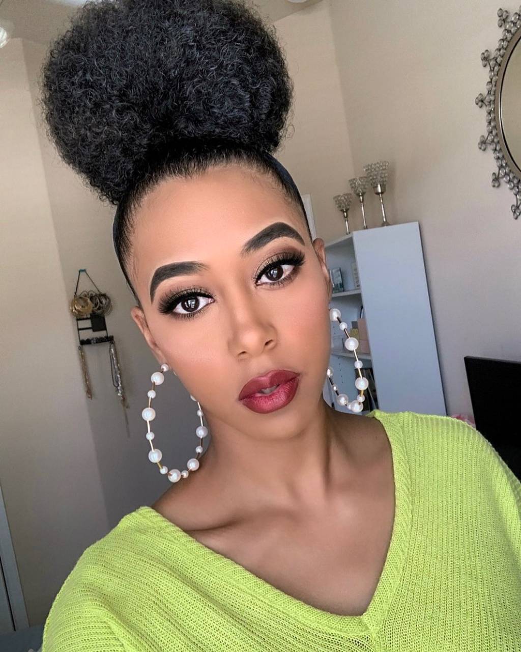 Afro puff Afro puff