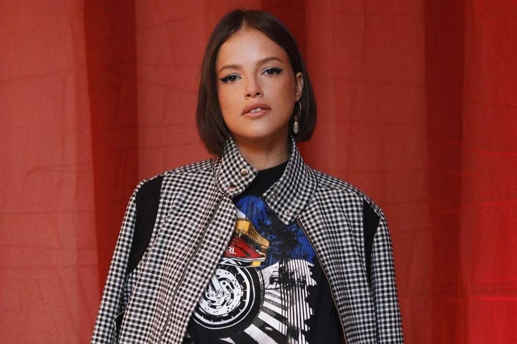 Agatha Moreira ousa em novo visual para “Verdade Secretas 2”