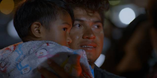 <strong>Realidade Não Documentada (estreia em 02/10/2019): </strong>Oito famílias sem documentos revelam como é viver à margem, entre a ameaça da deportação dos EUA e da violência em seus países de origem. <strong>Realidade Não Documentada (estreia em 02/10/2019): </strong>Oito famílias sem documentos revelam como é viver à margem, entre a ameaça da deportação dos EUA e da violência em seus países de origem.