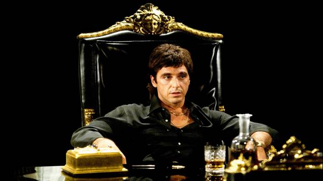 <strong>Scarface (estreia em 16/12): </strong><i><span style="font-weight:400;"></span></i><span style="font-weight:400;">Neste clássico de Brian De Palma, Al Pacino é Tony Montana, o chefe do tráfico de cocaína cujos inimigos e ego crescem na mesma proporção de seu império.</span> <strong>Scarface (estreia em 16/12): </strong><i><span style="font-weight:400;"></span></i><span style="font-weight:400;">Neste clássico de Brian De Palma, Al Pacino é Tony Montana, o chefe do tráfico de cocaína cujos inimigos e ego crescem na mesma proporção de seu império.</span>