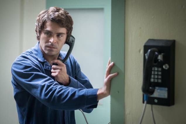 <strong>Ted Bundy: A Irresistível Face do Mal (estreia em 05/12): </strong><i><span style="font-weight:400;"></span></i><span style="font-weight:400;">Liz se apaixona por Ted Bundy e, durante anos, se recusa a acreditar na verdade sobre seus crimes. Drama baseado em fatos reais. Com Zac Efron.</span> <strong>Ted Bundy: A Irresistível Face do Mal (estreia em 05/12): </strong><i><span style="font-weight:400;"></span></i><span style="font-weight:400;">Liz se apaixona por Ted Bundy e, durante anos, se recusa a acreditar na verdade sobre seus crimes. Drama baseado em fatos reais. Com Zac Efron.</span>