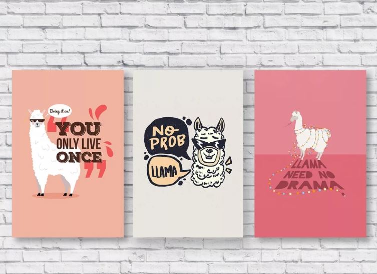 As placas decorativas Lhama (conjunto), da Loja do Yoda, custam R$45,90 no <a href="https://produto.mercadolivre.com.br/MLB-1072907545-placas-decorativas-lhama-conjunto-_JM">Mercado Livre</a>.