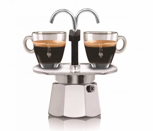 Cafeteira Moka MiniExpress Bialetti, de alumínio, com capacidade para duas xícaras. <a href="https://loja.cafeviriato.com.br/cafeteiras/Cafeteira-Italiana-Moka-Mini-Express-Bialetti-2-xicaras" target="_blank" rel="noopener">Café Viriato</a>, R$ 197,90 Cafeteira Moka MiniExpress Bialetti, de alumínio, com capacidade para duas xícaras. <a href="https://loja.cafeviriato.com.br/cafeteiras/Cafeteira-Italiana-Moka-Mini-Express-Bialetti-2-xicaras" target="_blank" rel="noopener">Café Viriato</a>, R$ 197,90