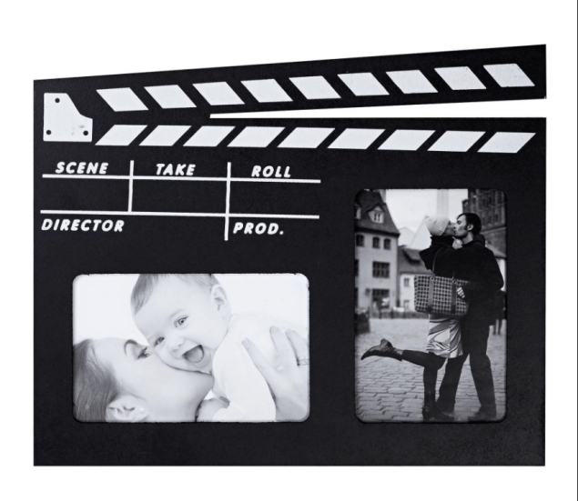 <span style="font-weight:400;">Porta-retrato Multifotos Claquete Preto, de 31 x 23 cm. </span><a href="https://www.leroymerlin.com.br/porta-retrato-multifotos-claquete-preto-31x23cm-2-fotos_89013904"><span style="font-weight:400;">Leroy Merlin,</span></a><span style="font-weight:400;"> R$ 79,90</span> <span style="font-weight:400;">Porta-retrato Multifotos Claquete Preto, de 31 x 23 cm. </span><a href="https://www.leroymerlin.com.br/porta-retrato-multifotos-claquete-preto-31x23cm-2-fotos_89013904"><span style="font-weight:400;">Leroy Merlin,</span></a><span style="font-weight:400;"> R$ 79,90</span>