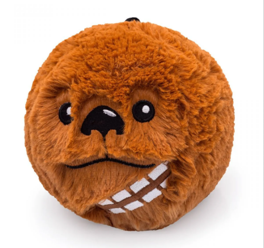<span style="font-weight:400;">Almofada Star Wars Chewbacca, de 14 cm. </span><a href="https://loja.imaginarium.com.br/almofada-colecionavel-star-wars-chewbacca/p"><span style="font-weight:400;">Imaginarium,</span></a><span style="font-weight:400;"> R$ 49,90</span> <span style="font-weight:400;">Almofada Star Wars Chewbacca, de 14 cm. </span><a href="https://loja.imaginarium.com.br/almofada-colecionavel-star-wars-chewbacca/p"><span style="font-weight:400;">Imaginarium,</span></a><span style="font-weight:400;"> R$ 49,90</span>