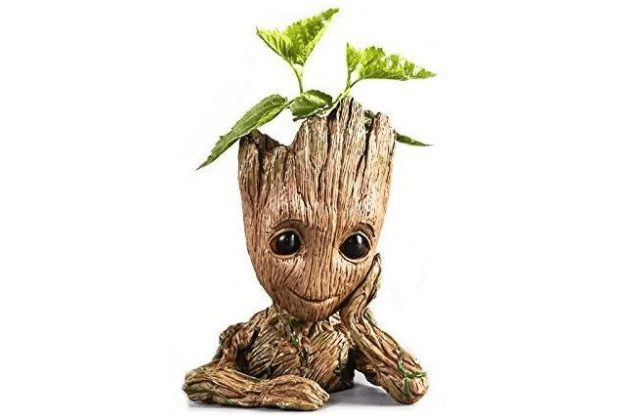 Vaso Guardiões da Galáxia - Baby Groot. <a href="https://www.toyshow.com.br/colecionaveis/action-figures/vaso-baby-groot-guardioes-da-galaxia-vol-2-guardians-of-the-galaxy-vol-2">Toy Show</a>, R$ 89,90 Vaso Guardiões da Galáxia - Baby Groot. <a href="https://www.toyshow.com.br/colecionaveis/action-figures/vaso-baby-groot-guardioes-da-galaxia-vol-2-guardians-of-the-galaxy-vol-2">Toy Show</a>, R$ 89,90
