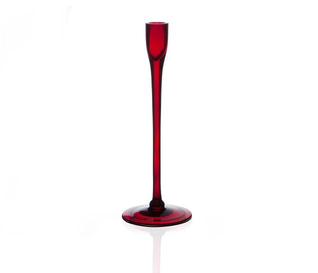 Modelo Yao, de vidro, com 25 cm. <a href="https://www.etna.com.br/etna/p/castical-vidro-yao-25cm/036767?skuId=0381132" target="_blank" rel="noopener">Etna</a>, R$ 9,99 Modelo Yao, de vidro, com 25 cm. <a href="https://www.etna.com.br/etna/p/castical-vidro-yao-25cm/036767?skuId=0381132" target="_blank" rel="noopener">Etna</a>, R$ 9,99