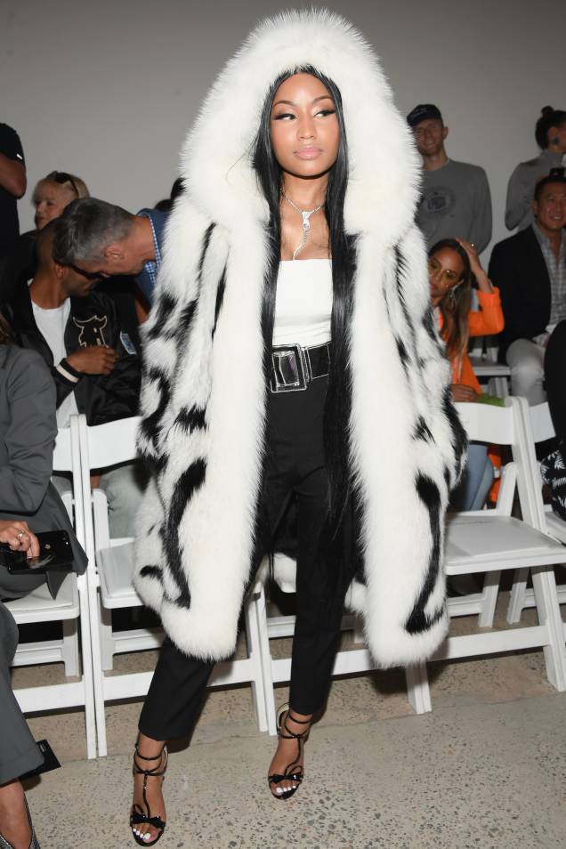 no desfile da <strong>Oscar De La Renta</strong>. no desfile da <strong>Oscar De La Renta</strong>.