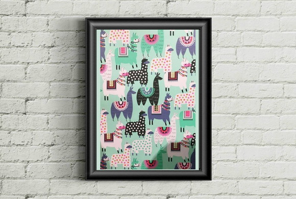 O quadrinho decorativo Lhamas, da Florir Loja, custa R$ 25 na <a href="https://www.elo7.com.br/quadrinho-decorativo-lhamas/dp/CA3C8F?pp=14&pn=3&nav=sch_pd_sr_3_94&qrid=Nu3MOGOKdt8i#sms=0&dsab=0&staa=0&smsm=0&hpa=0&usb=0&pso=up&ps2=1&ses=1&sei=1&suf=0&mcmp=0&hsv=1&pcpe=1&smps=0&rfn=0&ucrq=1&sedk=0&sewb=0&sac=0&supc=1&uso=m&smc=1&hsn=0&smk=0&dccs=0&sum=0&sep=1&df=d&rps=0&cpr=0&uct=0&srm=0&secpl=0&col=d&ssl=0&sew=1&ccil=0&dclc=1&inp=0&sed=1">Elo7</a>.