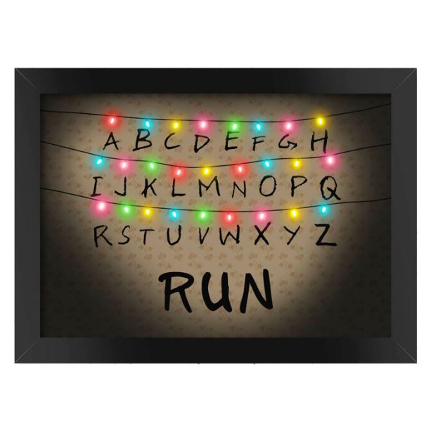 Pôster com moldura Stranger Things Run, de 29,7 x 21 cm, com moldura preta. <a href="https://www.artgeek.com.br/posters-quadros/poster-com-moldura-stranger-things-run/1682?gclid=EAIaIQobChMI7baWtPyY4wIVUAWRCh2wcAYmEAQYBCABEgJcGfD_BwE" target="_blank" rel="noopener">Artgeek</a>, R$ 38,90