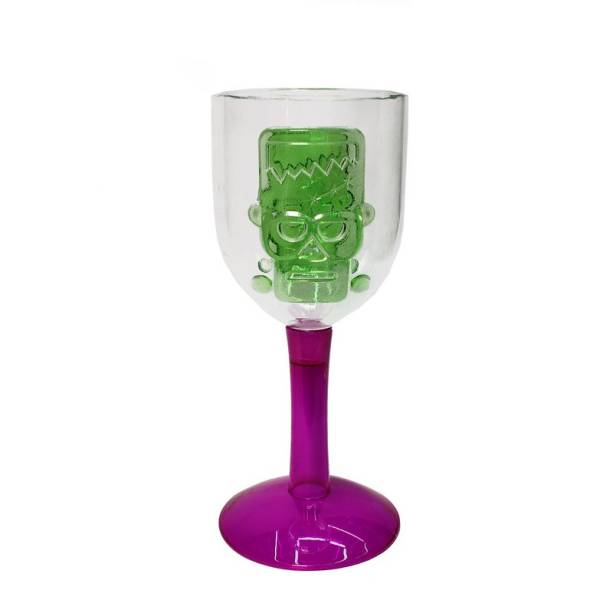 Taça <span>Frankenstein, de acrílico, 7,6 x 17,6 cm. <a href="https://produto.mercadolivre.com.br/MLB-1065766881-taca-halloween-decorativa-frankenstein-acrilico-_JM?quantity=1#position=40&type=item&tracking_id=2df78a3f-0b2b-4dfd-8cfb-69e8376e6e49" target="_blank" rel="noopener">Mercado Livre</a>, R$ 16,99</span>