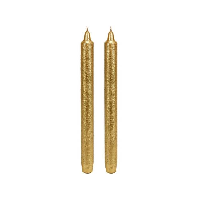 Par de velas douradas de 24 cm. <a href="https://www.camicado.com.br/p/jogo-de-vela-castical-sparks-24-cm-2-pecas-home-style/-/A-000000000000035291-br.lc?sku=000000000000035291" target="_blank" rel="noopener">Camicado</a>, R$ 10,74 Par de velas douradas de 24 cm. <a href="https://www.camicado.com.br/p/jogo-de-vela-castical-sparks-24-cm-2-pecas-home-style/-/A-000000000000035291-br.lc?sku=000000000000035291" target="_blank" rel="noopener">Camicado</a>, R$ 10,74