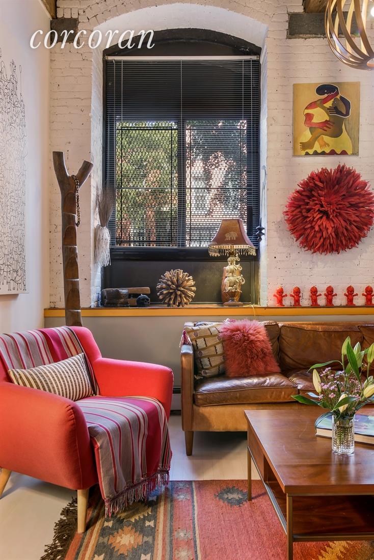 Antiga fábrica de relógios se transforma em apê industrial no Brooklyn 021-1